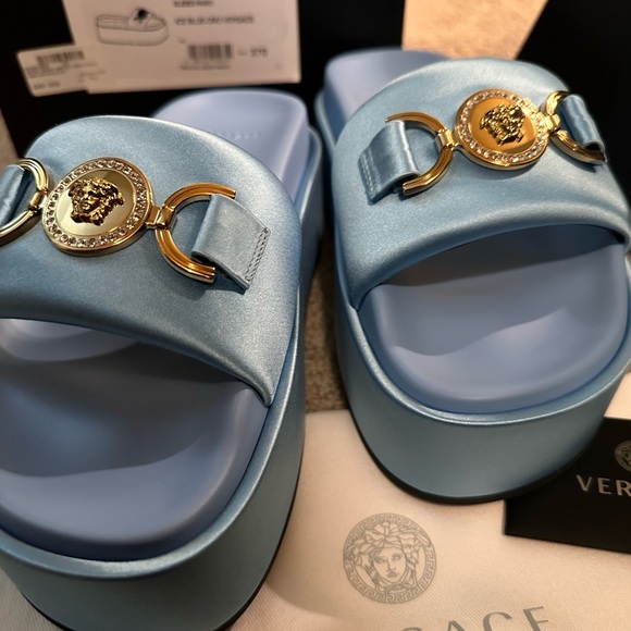 Versace Medusa Platform slides size 37/7 - Picture 8 of 9
